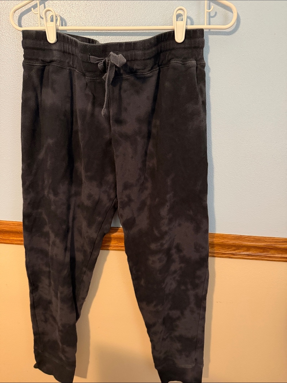 Women's Black Tie-Dye/Diamond Dye Jogger Pants Size Medium